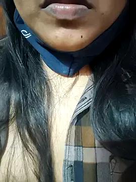 Noghtygirl on StripChat