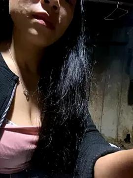 Nul-chal on StripChat