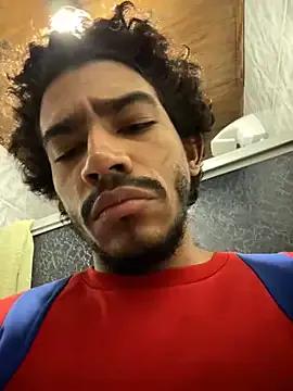 OfficialMineirinho on StripChat