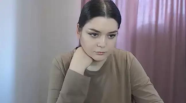 ohhhMie on StripChat