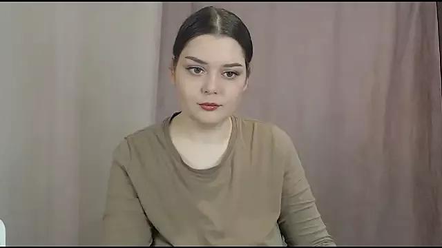 ohhhMie on StripChat