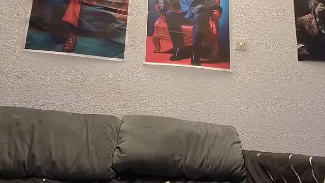 Oulola777 on StripChat