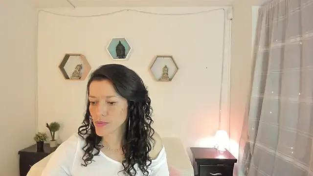 Paloma_victory on StripChat