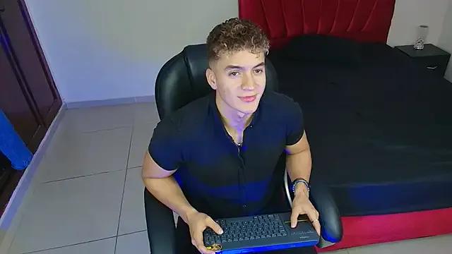 Freechat paull_george on StripChat