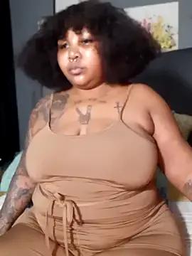 Freechat PearlSexxy69 on StripChat