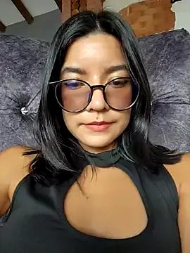 Freechat Pretty_roxxyy on StripChat