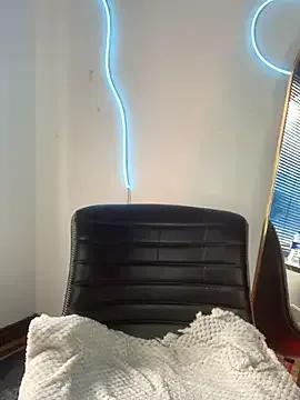 StripChat PrettyAshley_ is Freechat PrettyAshley_ — SHOW BOOBS WITH OIL