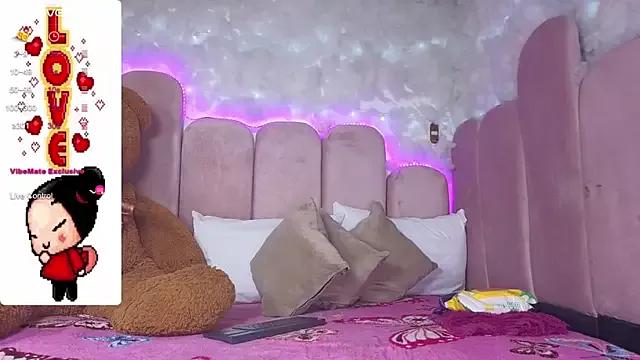 puca_ebony on StripChat