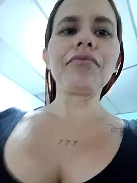 Queen_lorena on StripChat