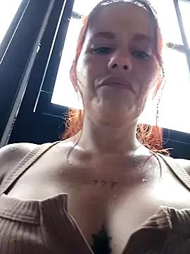 Queen_lorena on StripChat