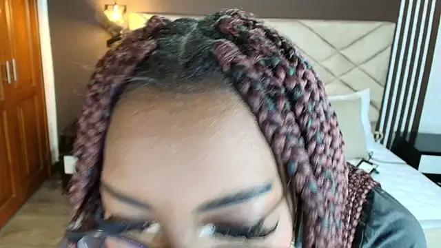 Raquel_jones on StripChat