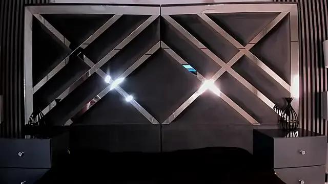 Freechat Ravenna666_ on StripChat