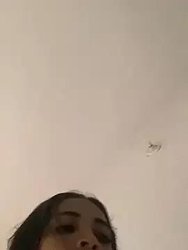 Rosa_25x on StripChat