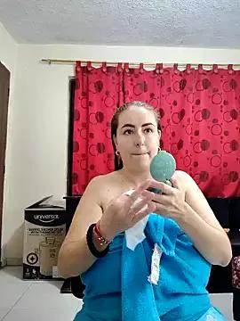 rosahills on StripChat