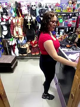 ROSALIASEXSHOP on StripChat