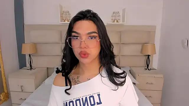 RoseCassie on StripChat