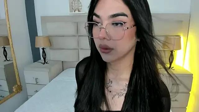 RoseCassie on StripChat