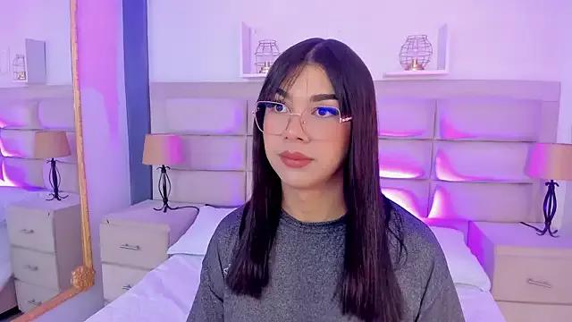 RoseCassie on StripChat