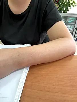 Ruby2000- on StripChat