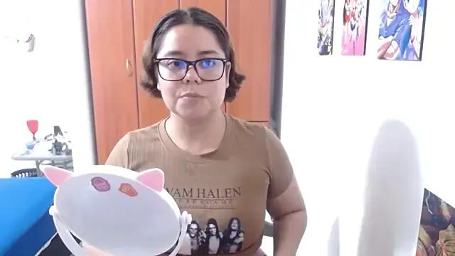 saenz_eymi — Real banano in pussy 