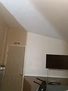 SafeinouterSpace on StripChat