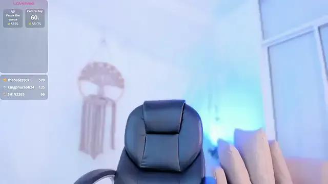 salma_isawwii — Handjob + spit