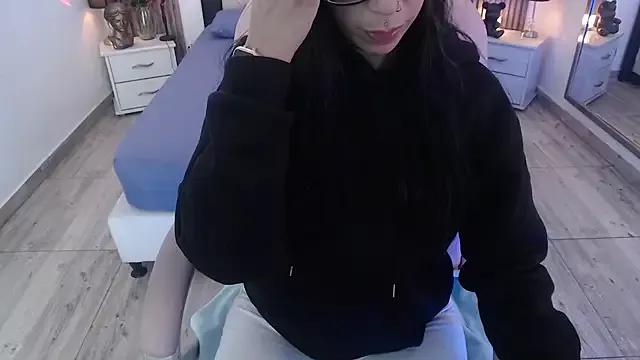 Sam_mansson66 on StripChat