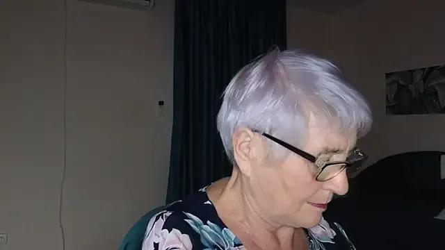 Sandra_Snowflake — oil show xx