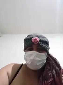 Saramilf36 on StripChat