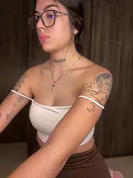 Sarasanders_4 on StripChat