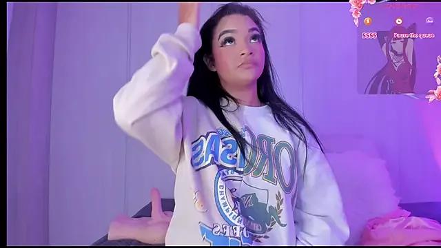 sasha_riverss on StripChat