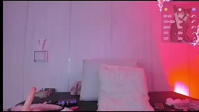 sasha_riverss on StripChat