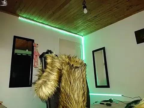 sashastarfire on StripChat