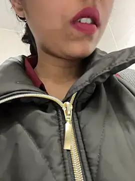 ScarletAss on StripChat