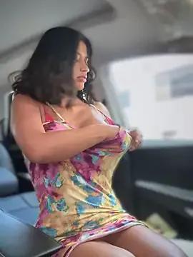 sexi_noemi on StripChat