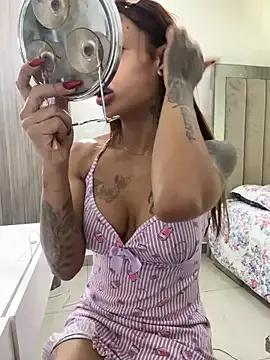 sexy_melany_xxx on StripChat