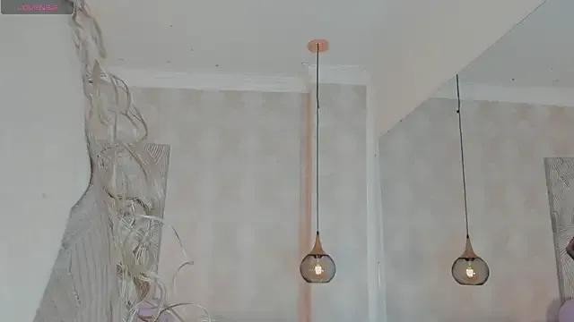 Shantall__ on StripChat