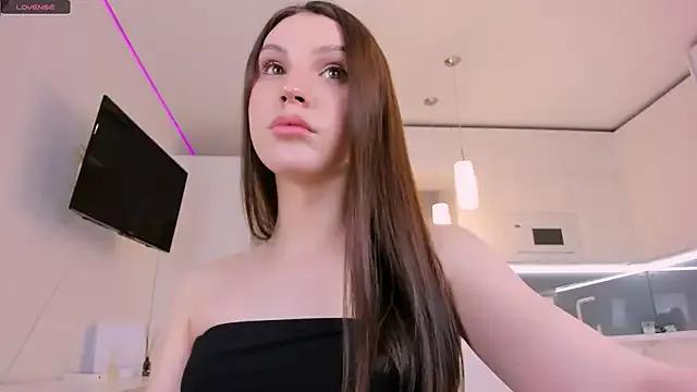 sharon_forever on StripChat