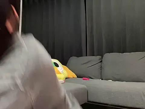 Group shina_mo_n_ch on StripChat