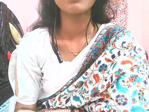 Silver_Queen07 — Show my boobs in publica