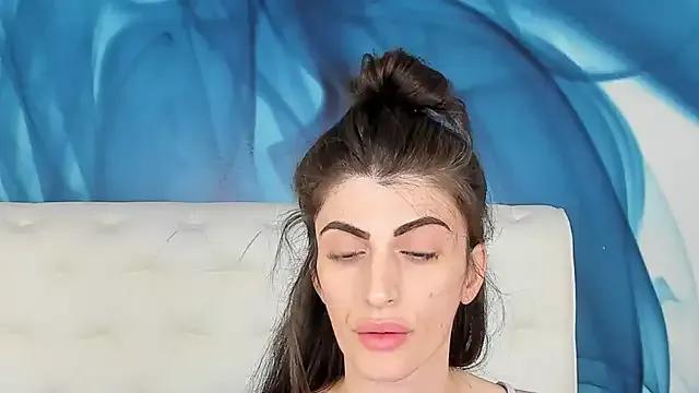 Freechat SkinnyDolly on StripChat