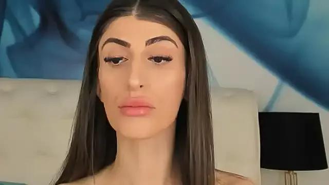 Freechat SkinnyDolly on StripChat