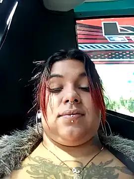 snow_belle on StripChat