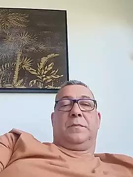 Soloyan on StripChat