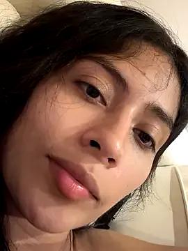 Sophie__Foxxx on StripChat