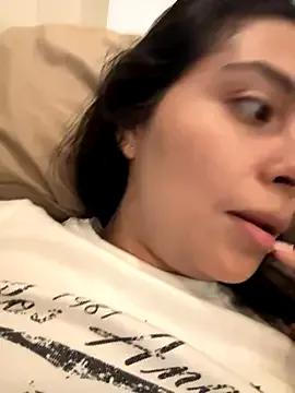 Sophie__Foxxx on StripChat