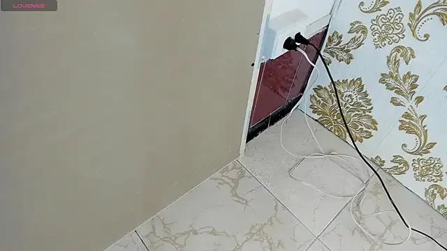 sophie_pariss on StripChat