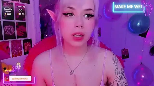 Private Sparkle_Mona on StripChat