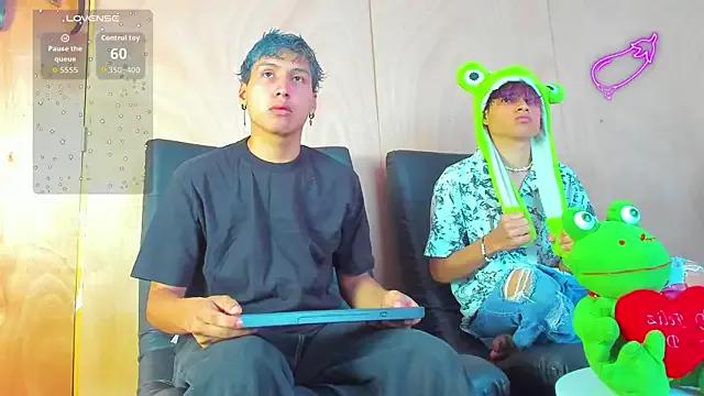 spicy_adonhis on StripChat