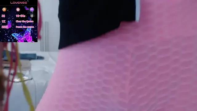 Freechat Spicypamy on StripChat